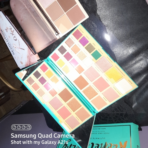 ‼‼JUST IN‼‼ New in box-revolution Roxi & ultimate - Picture 11 of 16